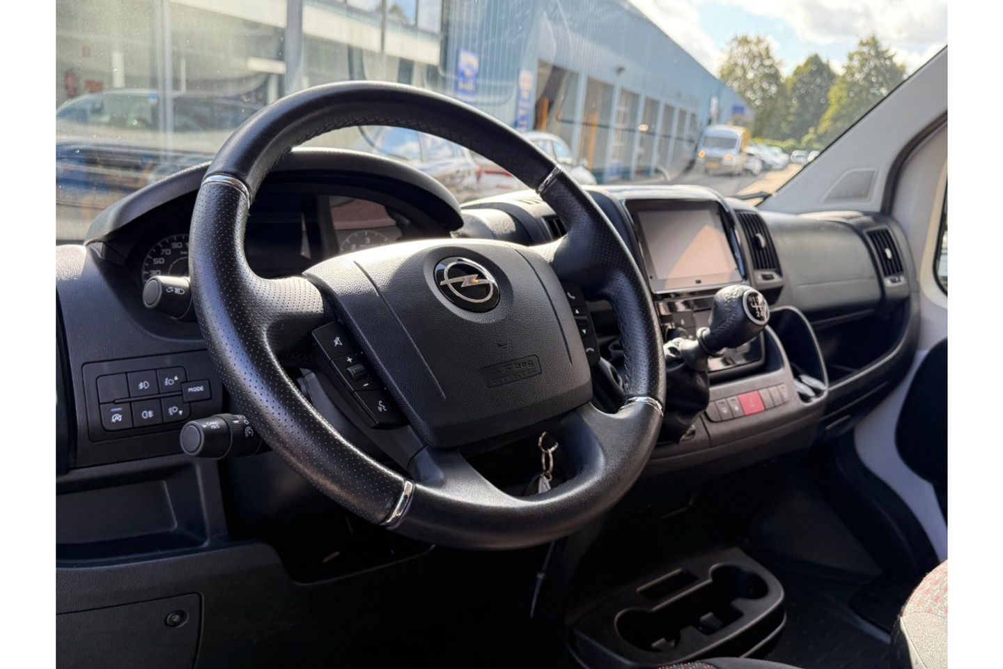 Opel Movano 2.2D L3H3 140PK 3.5T AIRCO NAVI PDC-CAMERA.