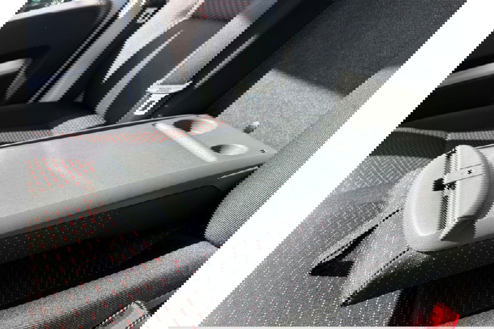 Opel Movano 2.2D L3H3 140PK 3.5T AIRCO NAVI PDC-CAMERA.