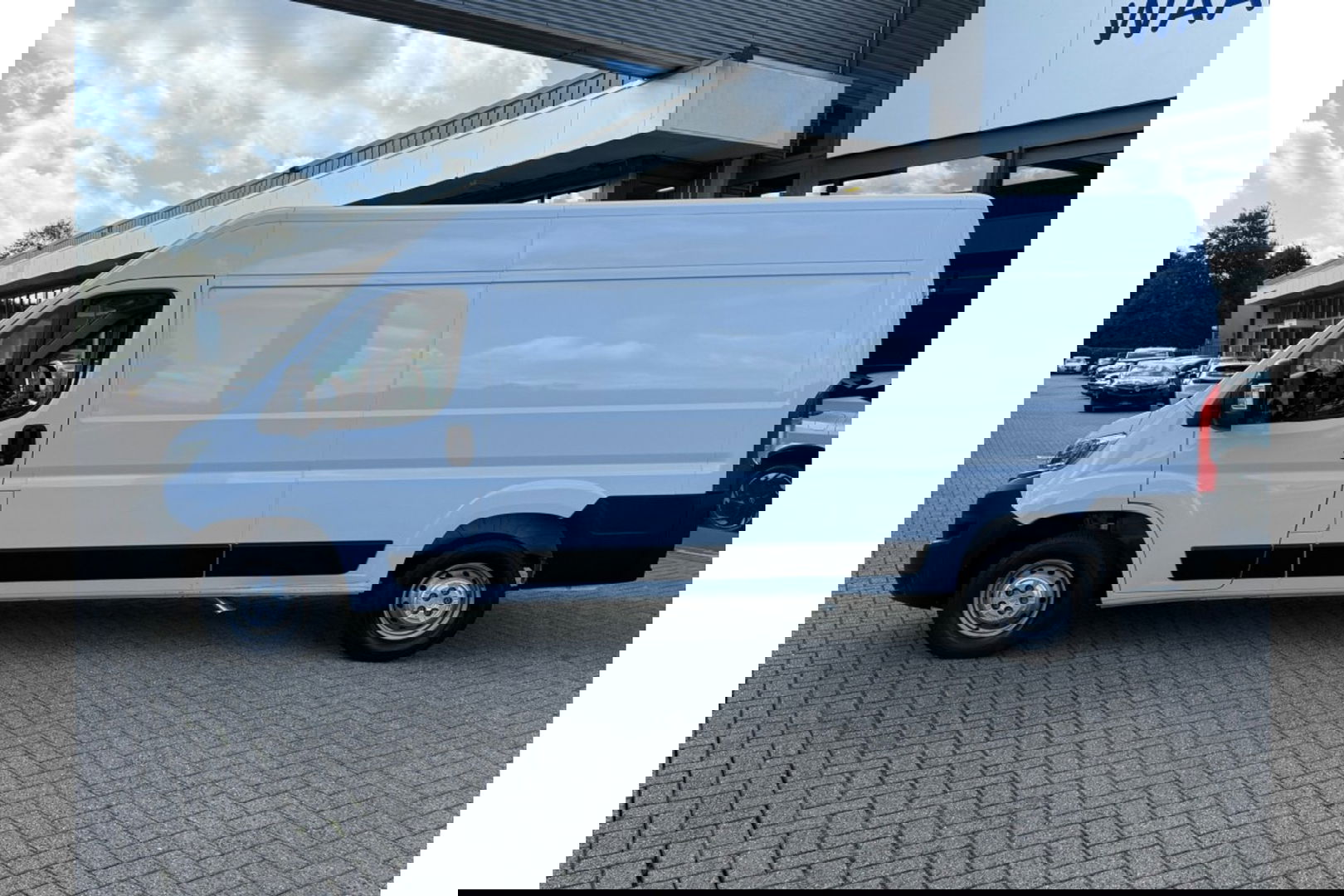 Opel Movano 2.2D L3H3 140PK 3.5T AIRCO NAVI PDC-CAMERA.