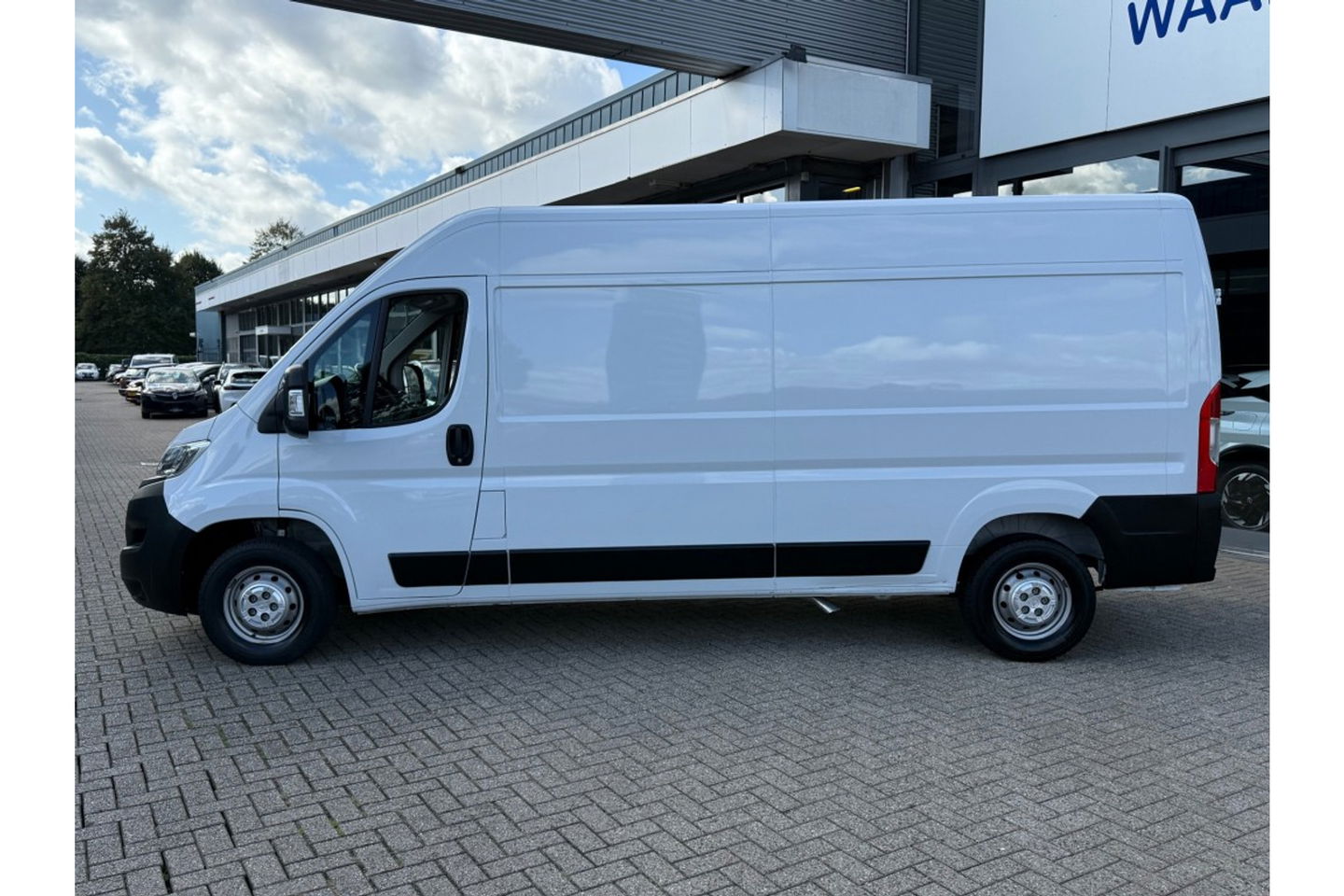 Opel Movano 2.2D L3H3 140PK 3.5T AIRCO NAVI PDC-CAMERA.