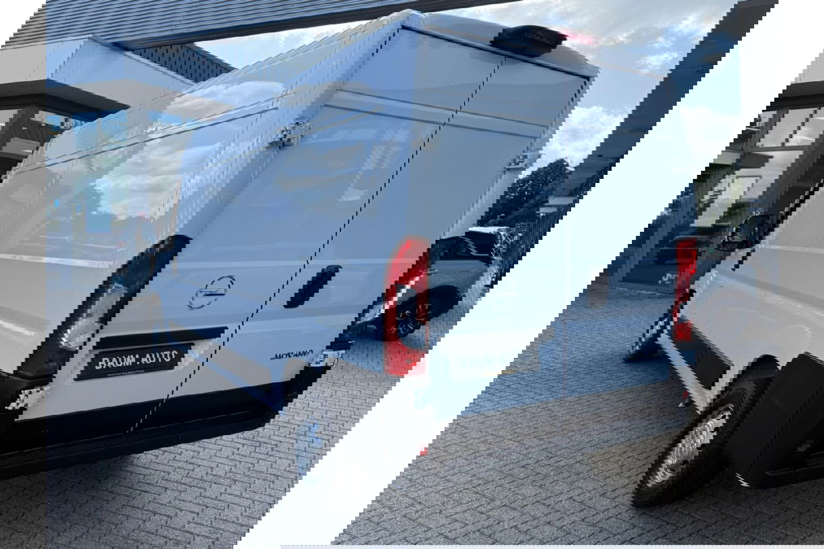 Opel Movano 2.2D L3H3 140PK 3.5T AIRCO NAVI PDC-CAMERA.