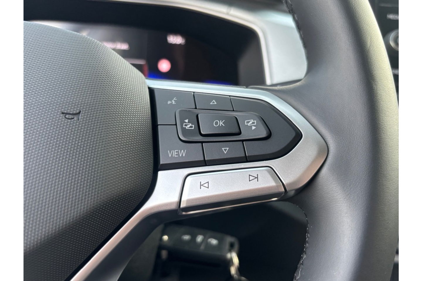 Volkswagen T-Roc 1.0 TSI GOAL EDITION AIRCO NAVI PDC LMV STOELVW