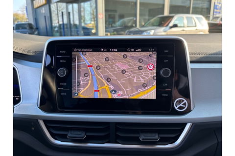 Volkswagen T-Roc 1.0 TSI GOAL EDITION AIRCO NAVI PDC LMV STOELVW