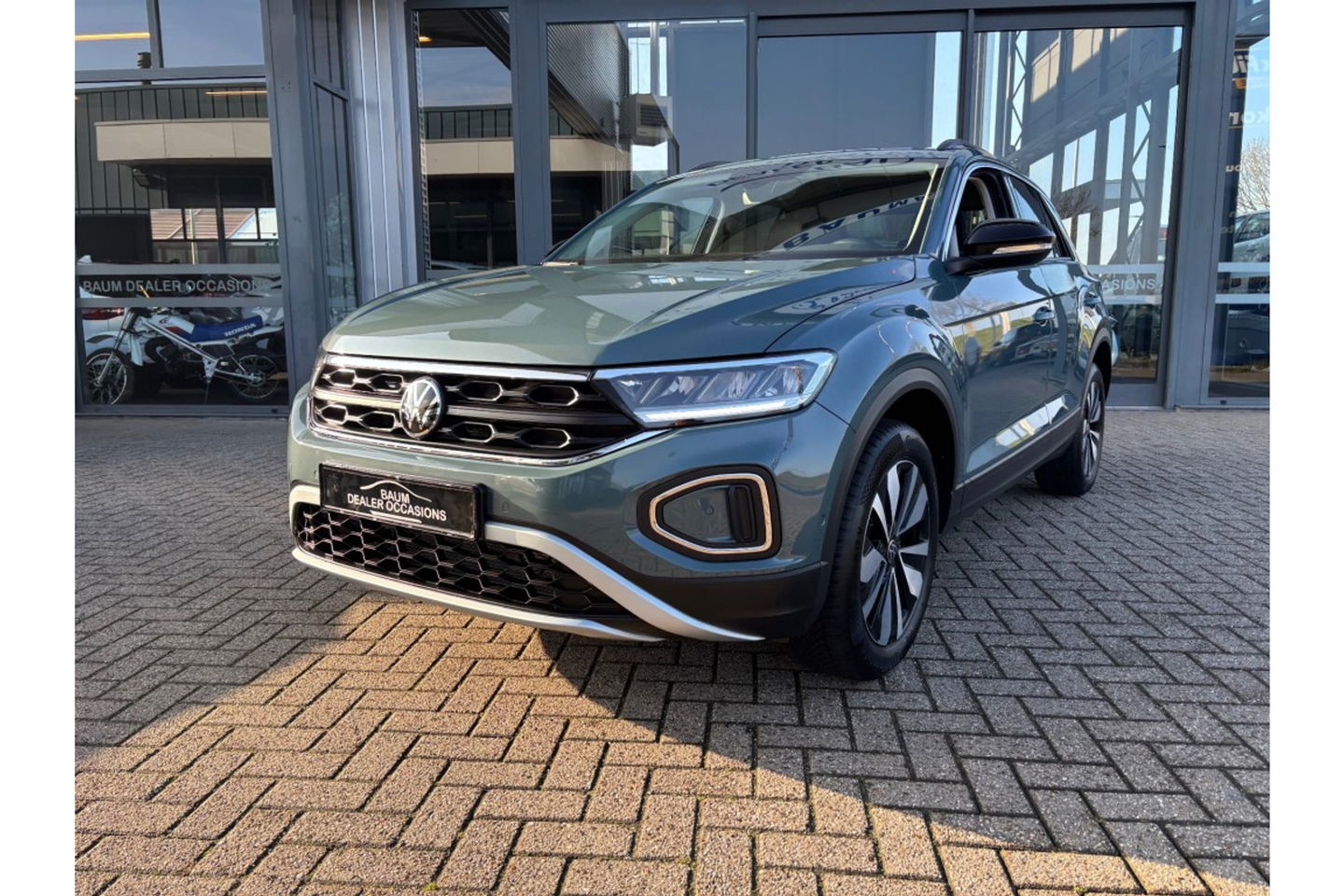 Volkswagen T-Roc 1.0 TSI GOAL EDITION AIRCO NAVI PDC LMV STOELVW