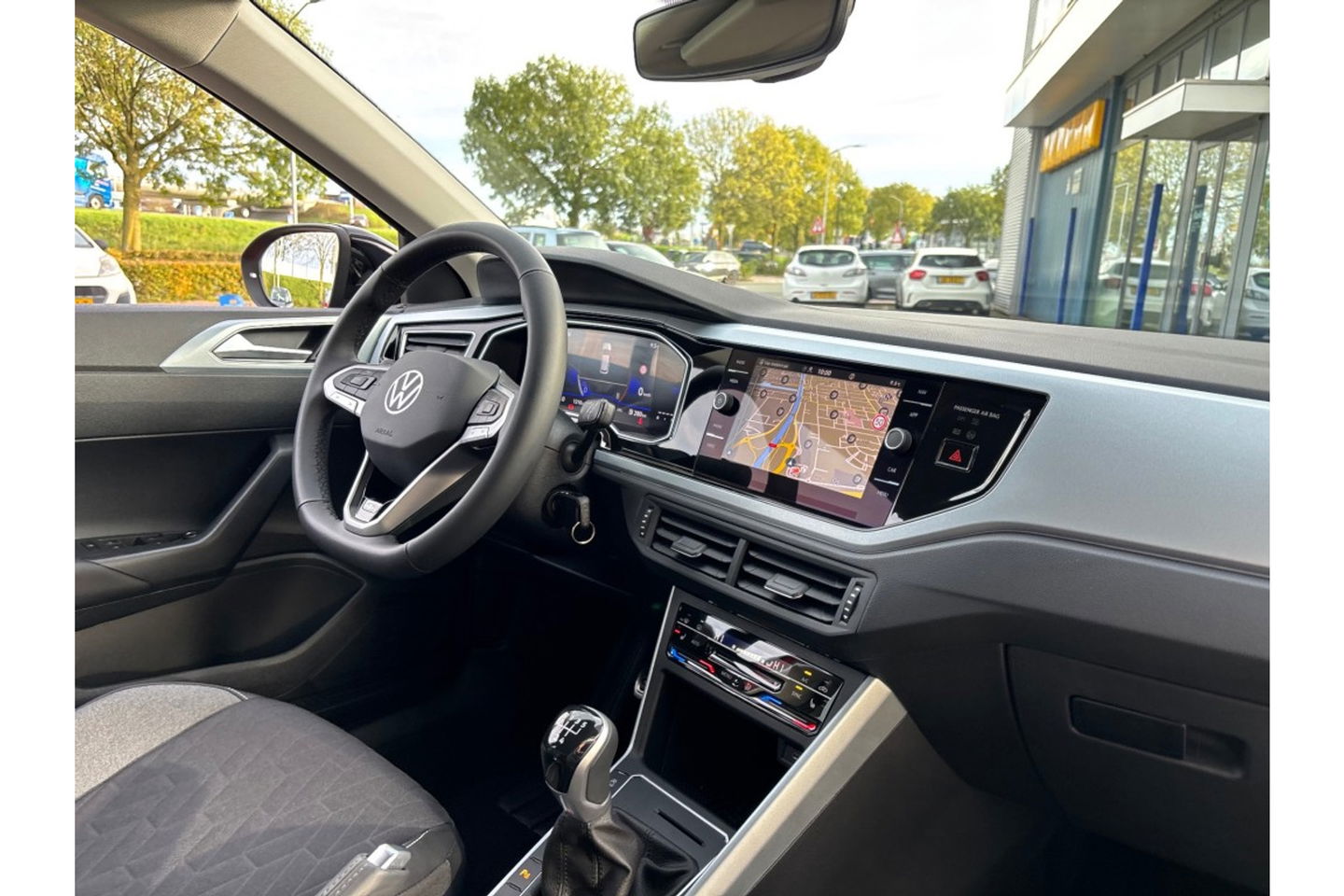 Volkswagen Taigo 1.0 TSI GOAL EDITION AIRCO NAVI PDC LMV STOELVW