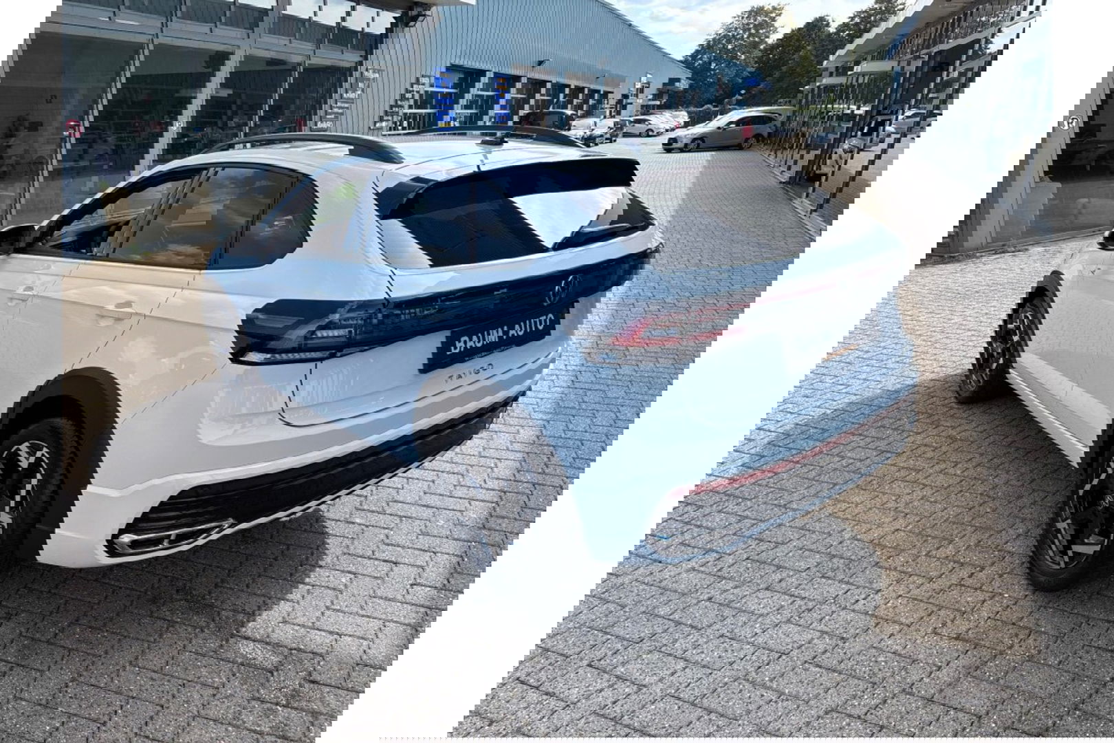 Volkswagen Taigo 1.0 TSI R-LINE AIRCO NAVI CARPLAY PDC STOELVERW.