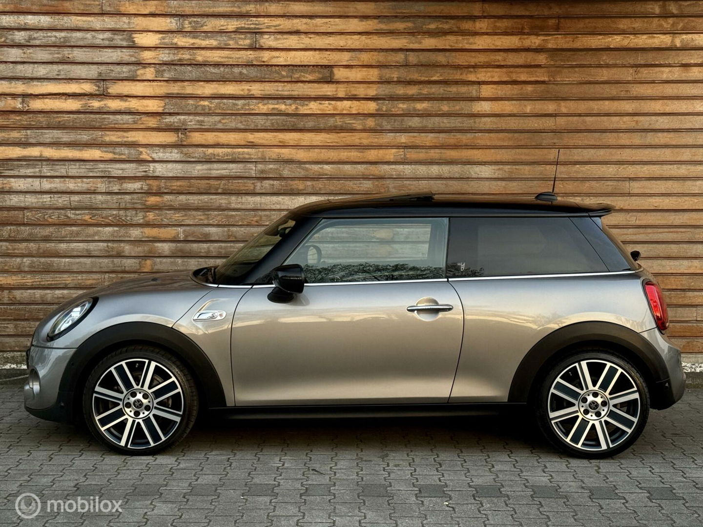 MINI Cooper S Mini 2.0 Chili | Pano | Leder | Yours | CarPlay
