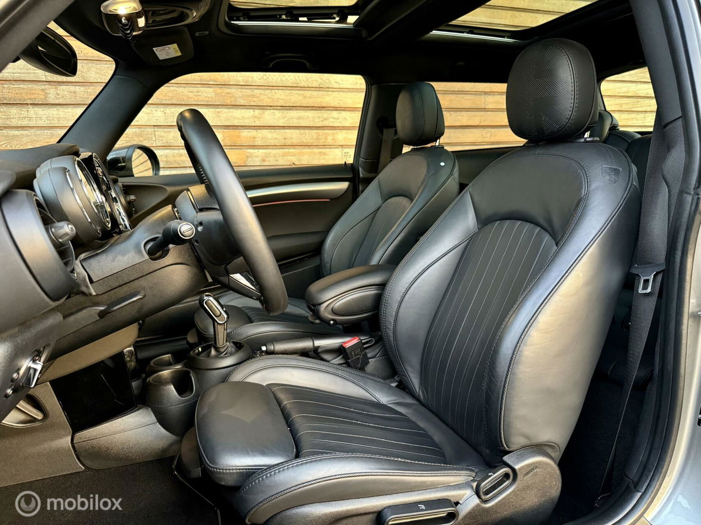 MINI Cooper S Mini 2.0 Chili | Pano | Leder | Yours | CarPlay