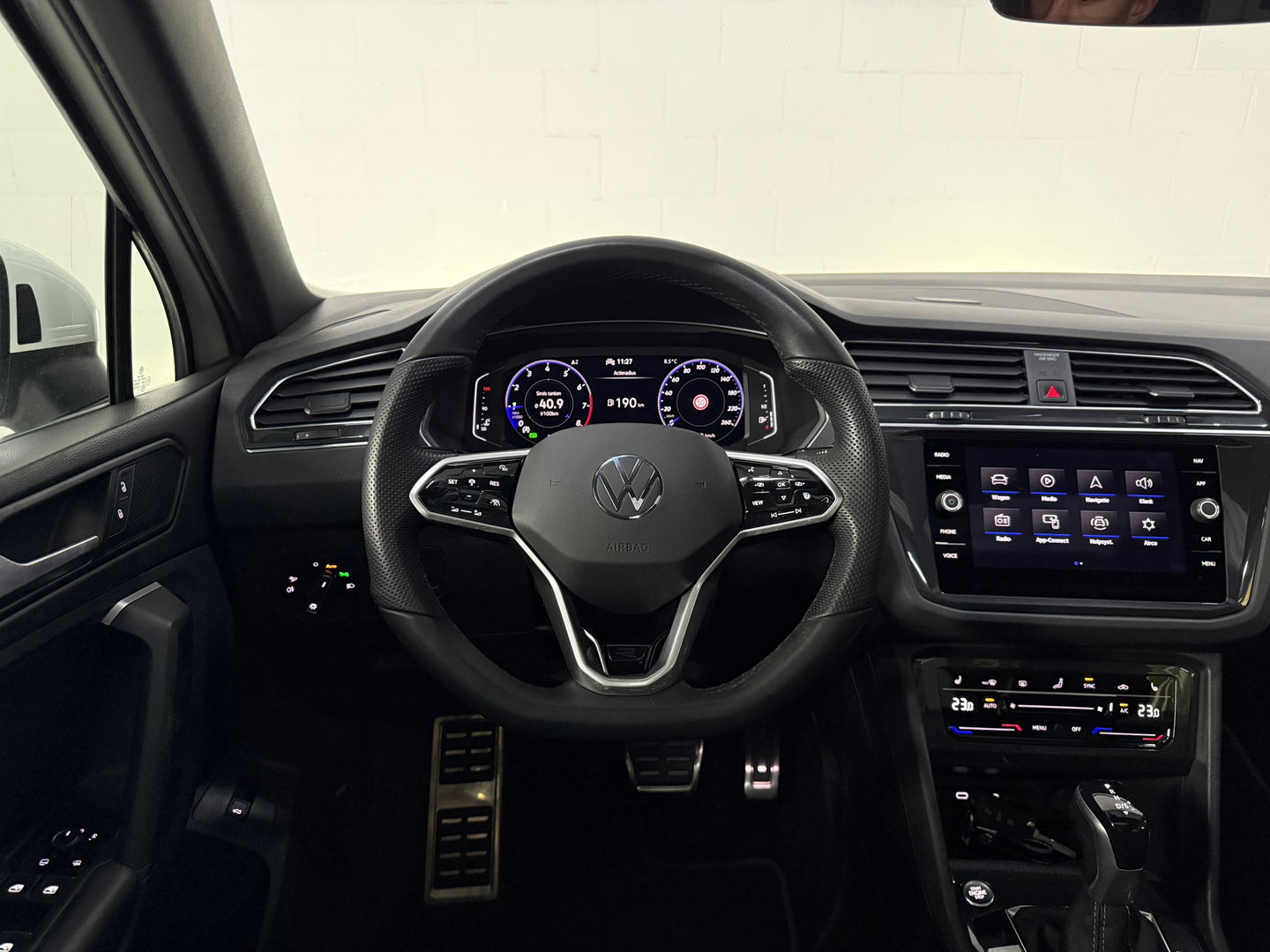 Volkswagen Tiguan 1.5 TSI R-Line Panoramadak, Applecarplay, Camera