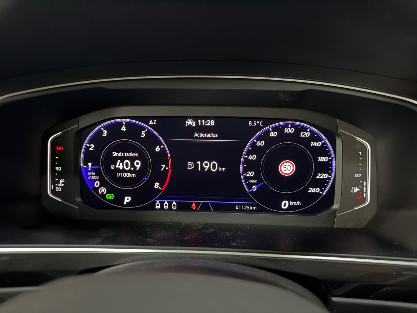 Volkswagen Tiguan 1.5 TSI R-Line Panoramadak, Applecarplay, Camera