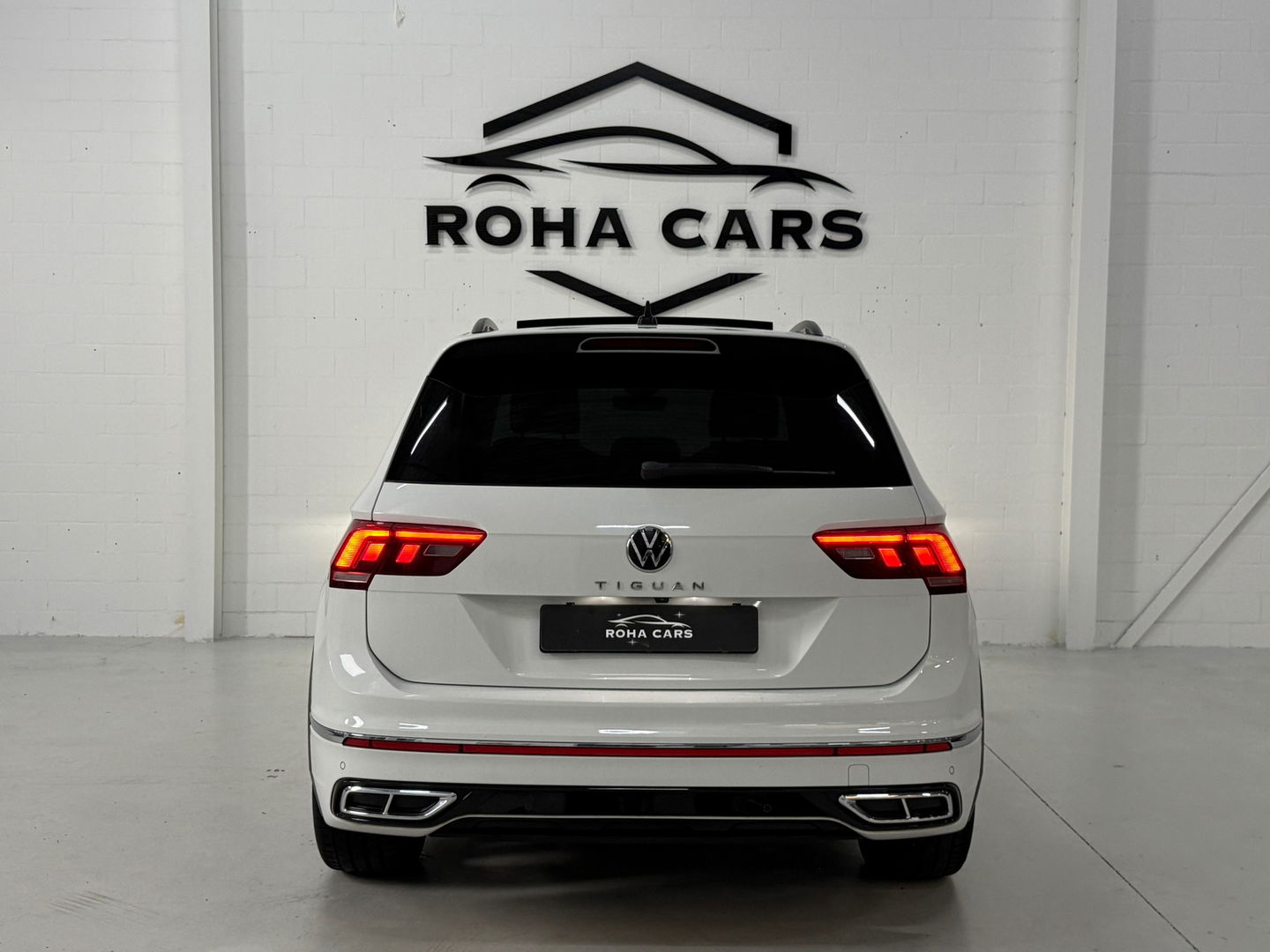 Volkswagen Tiguan 1.5 TSI R-Line Panoramadak, Applecarplay, Camera