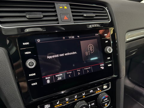 Volkswagen Golf 2.0 TSI GTI Performance