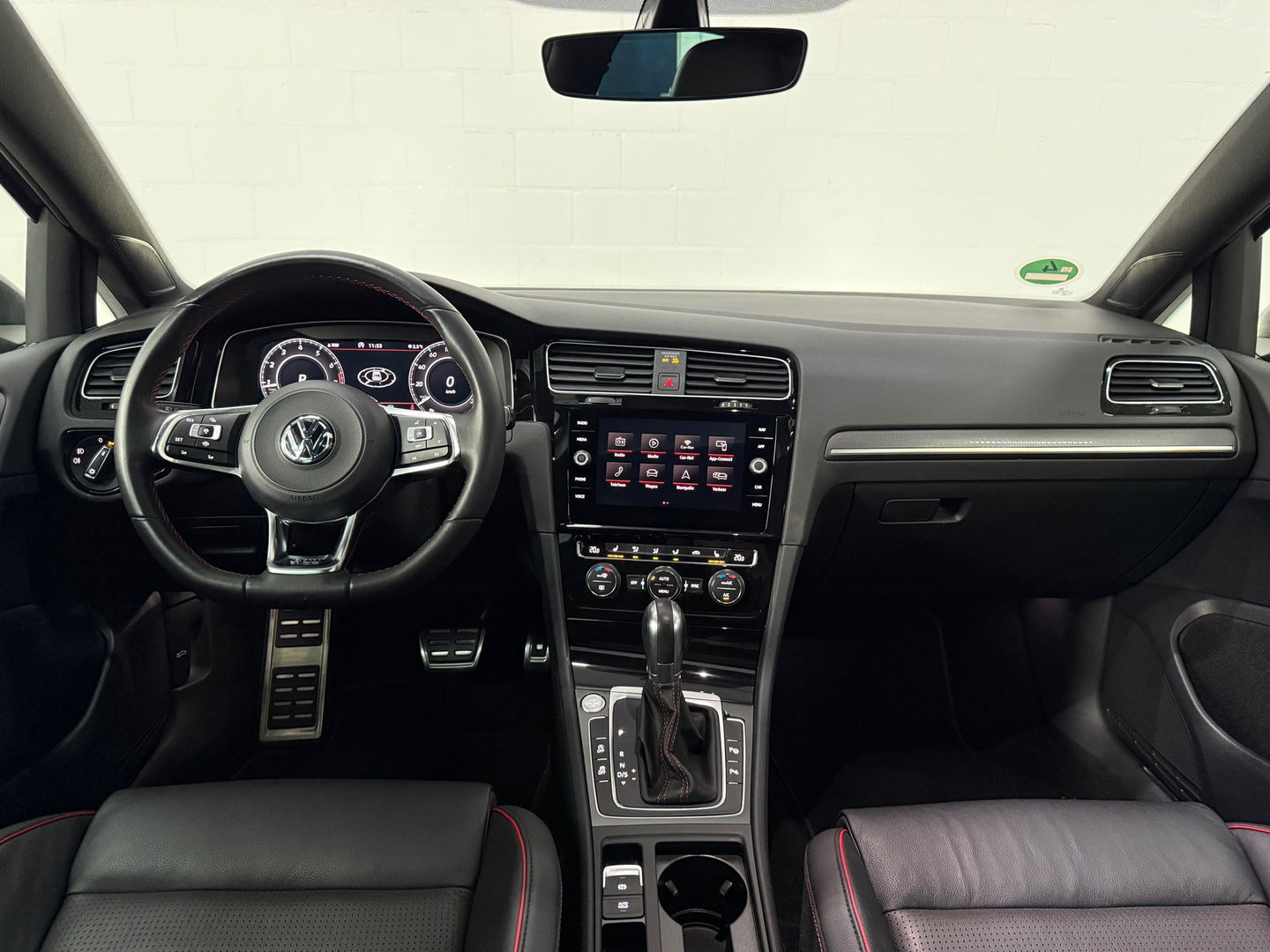 Volkswagen Golf 2.0 TSI GTI Performance