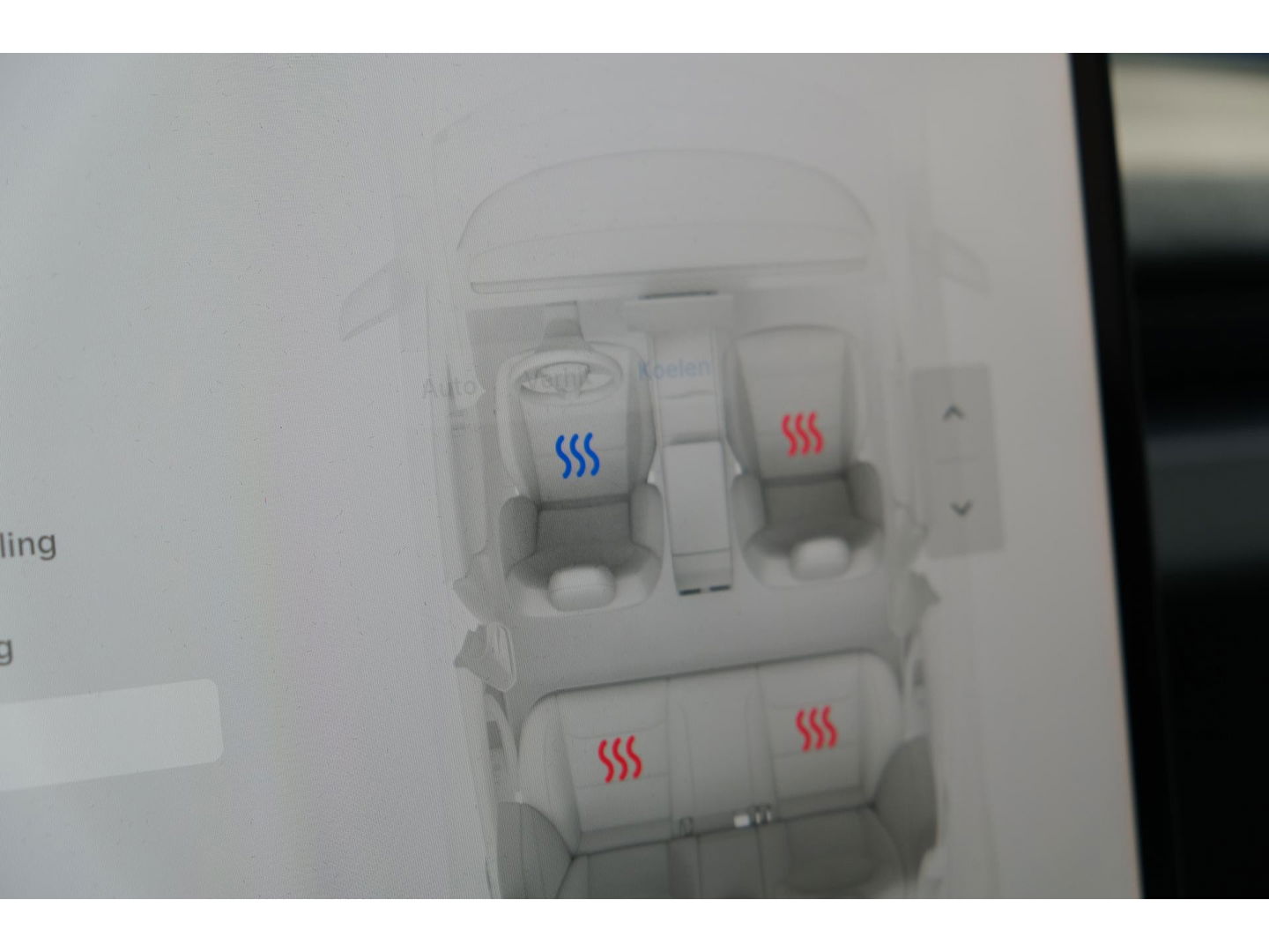 Tesla Model 3 283pk MJ2024 Nieuw model RWD 60 kWh Autopilot Zwart leder Stoelverwarming Camera NLauto 1e eigenaar