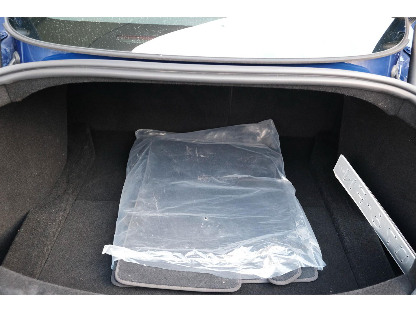 Tesla Model 3 283pk MJ2024 Nieuw model RWD 60 kWh Autopilot Zwart leder Stoelverwarming Camera NLauto 1e eigenaar