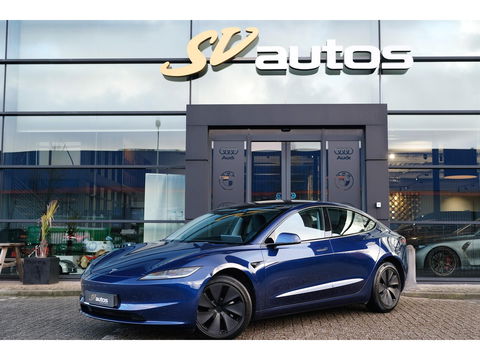Tesla Model 3 283pk MJ2024 Nieuw model RWD 60 kWh Autopilot Zwart leder Stoelverwarming Camera NLauto 1e eigenaar