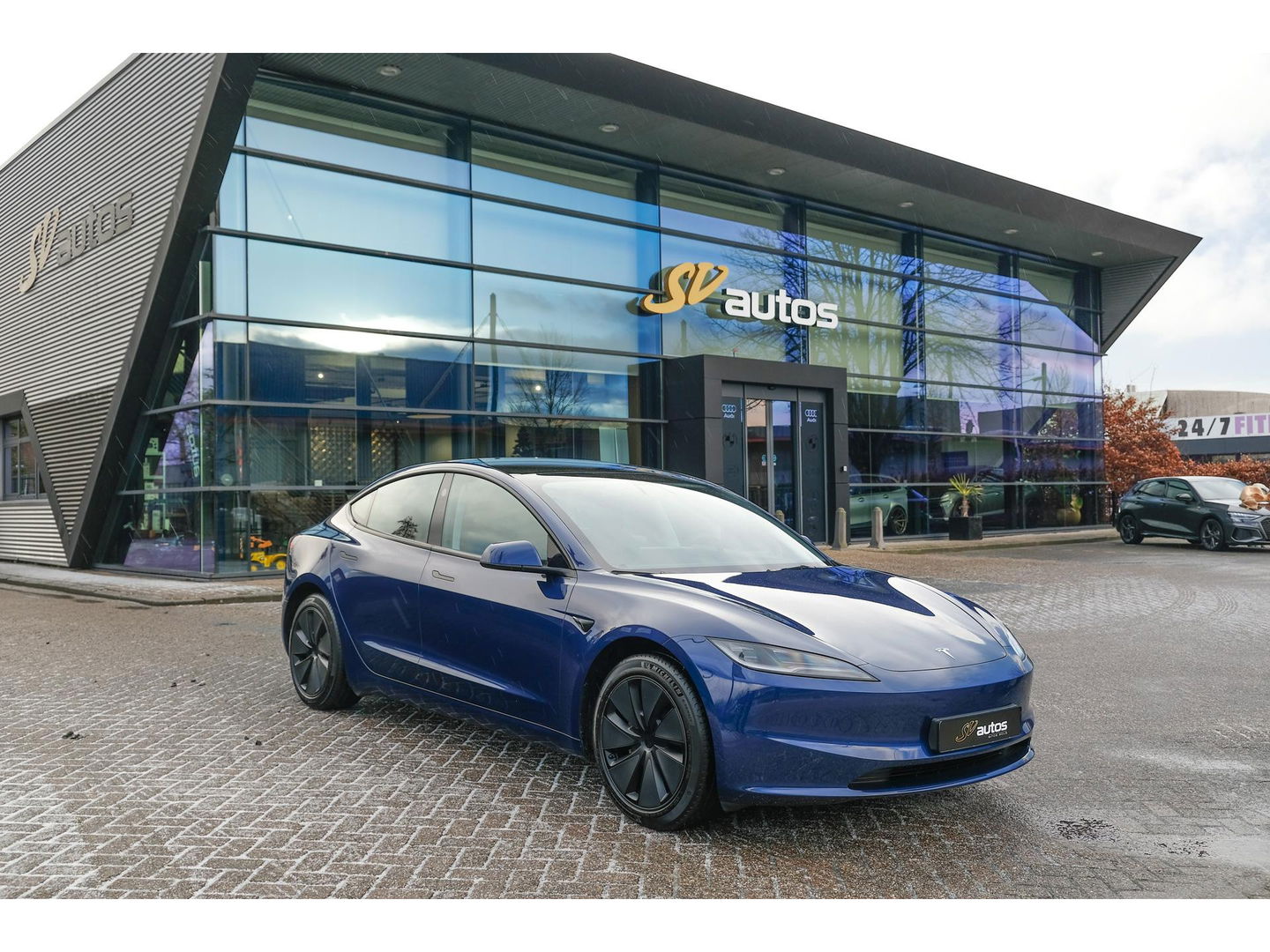 Tesla Model 3 283pk MJ2024 Nieuw model RWD 60 kWh Autopilot Zwart leder Stoelverwarming Camera NLauto 1e eigenaar