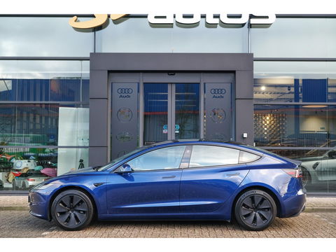 Tesla Model 3 283pk MJ2024 Nieuw model RWD 60 kWh Autopilot Zwart leder Stoelverwarming Camera NLauto 1e eigenaar