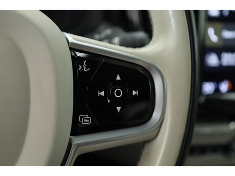 Volvo XC60 2.0 B4 Inscription Trekhaak | H&K Audio | Camera | Vol Lederen bekleding |