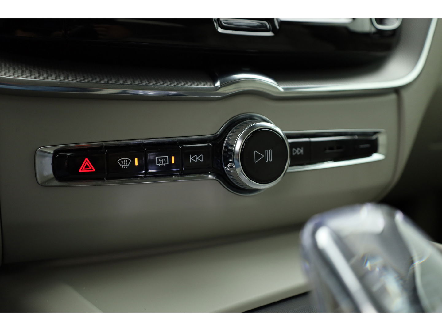 Volvo XC60 2.0 B4 Inscription Trekhaak | H&K Audio | Camera | Vol Lederen bekleding |