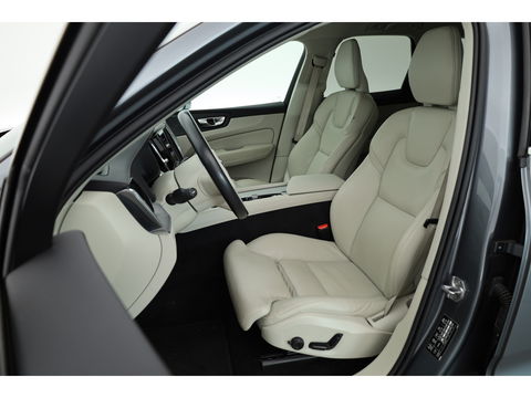 Volvo XC60 2.0 B4 Inscription Trekhaak | H&K Audio | Camera | Vol Lederen bekleding |