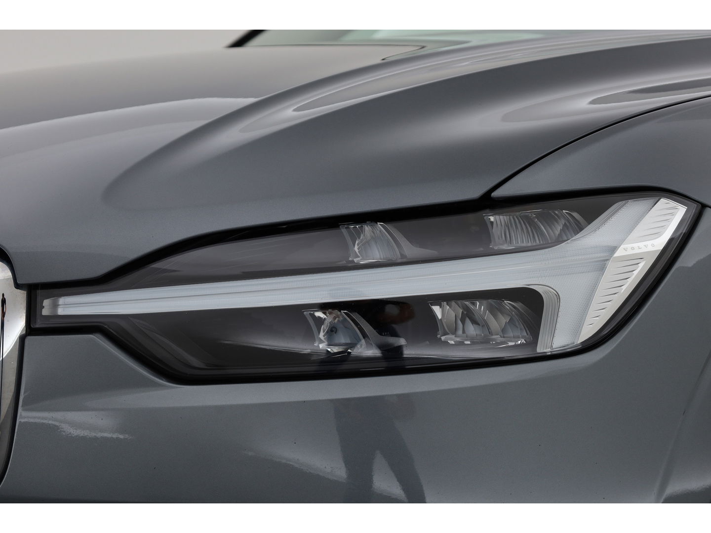 Volvo XC60 2.0 B4 Inscription Trekhaak | H&K Audio | Camera | Vol Lederen bekleding |