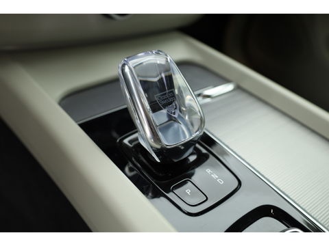 Volvo XC60 2.0 B4 Inscription Trekhaak | H&K Audio | Camera | Vol Lederen bekleding |