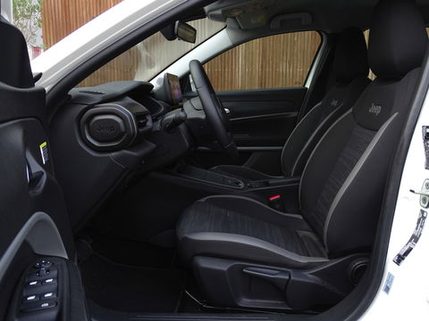 Jeep Avenger automaat 156PK / 2024 / LED *NAP*