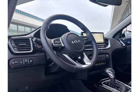 Kia Ceed 1.5 T-GDI AUTOMAAT DYNAMICLINE NAVI LMV PDC WINTERPACK