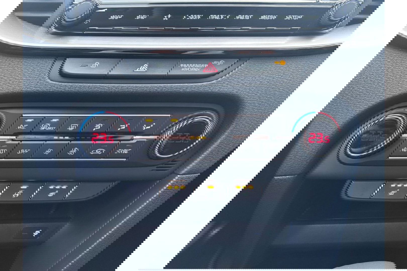 Kia Ceed 1.5 T-GDI AUTOMAAT DYNAMICLINE NAVI LMV PDC WINTERPACK