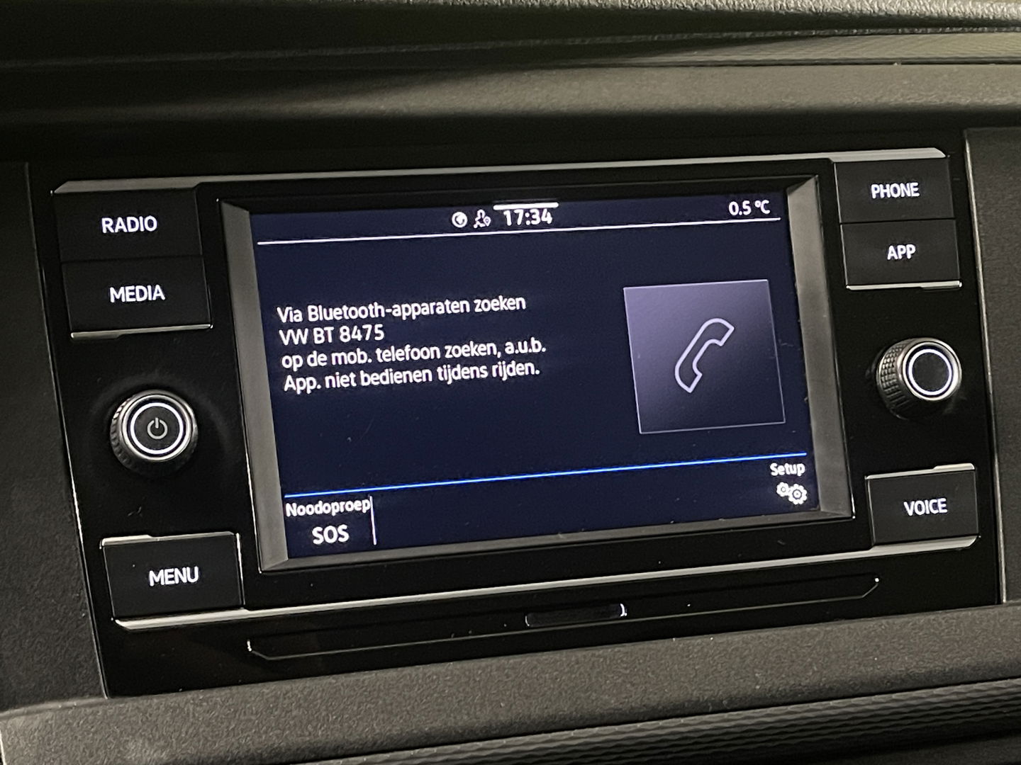 Volkswagen Transporter 2.0 TDI L2H1 30 DC Comfortline | Marge! | BPM Vrij | 6 Persoons! | Apple Carplay | Android Auto | Camera | Trekhaak | Airconditioning | Cruise Control | Isofix |