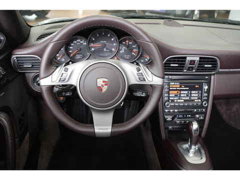 Porsche 911 Cabrio 3.6 Carrera 4 346PK PDK / PCM / LED