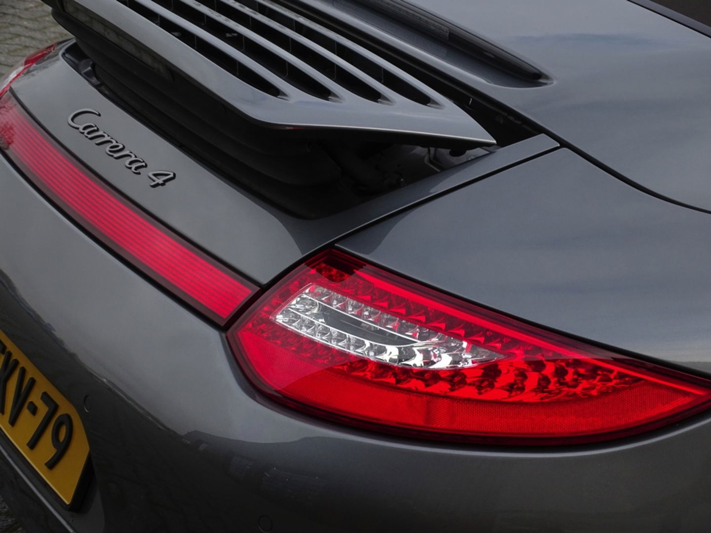 Porsche 911 Cabrio 3.6 Carrera 4 346PK PDK / PCM / LED