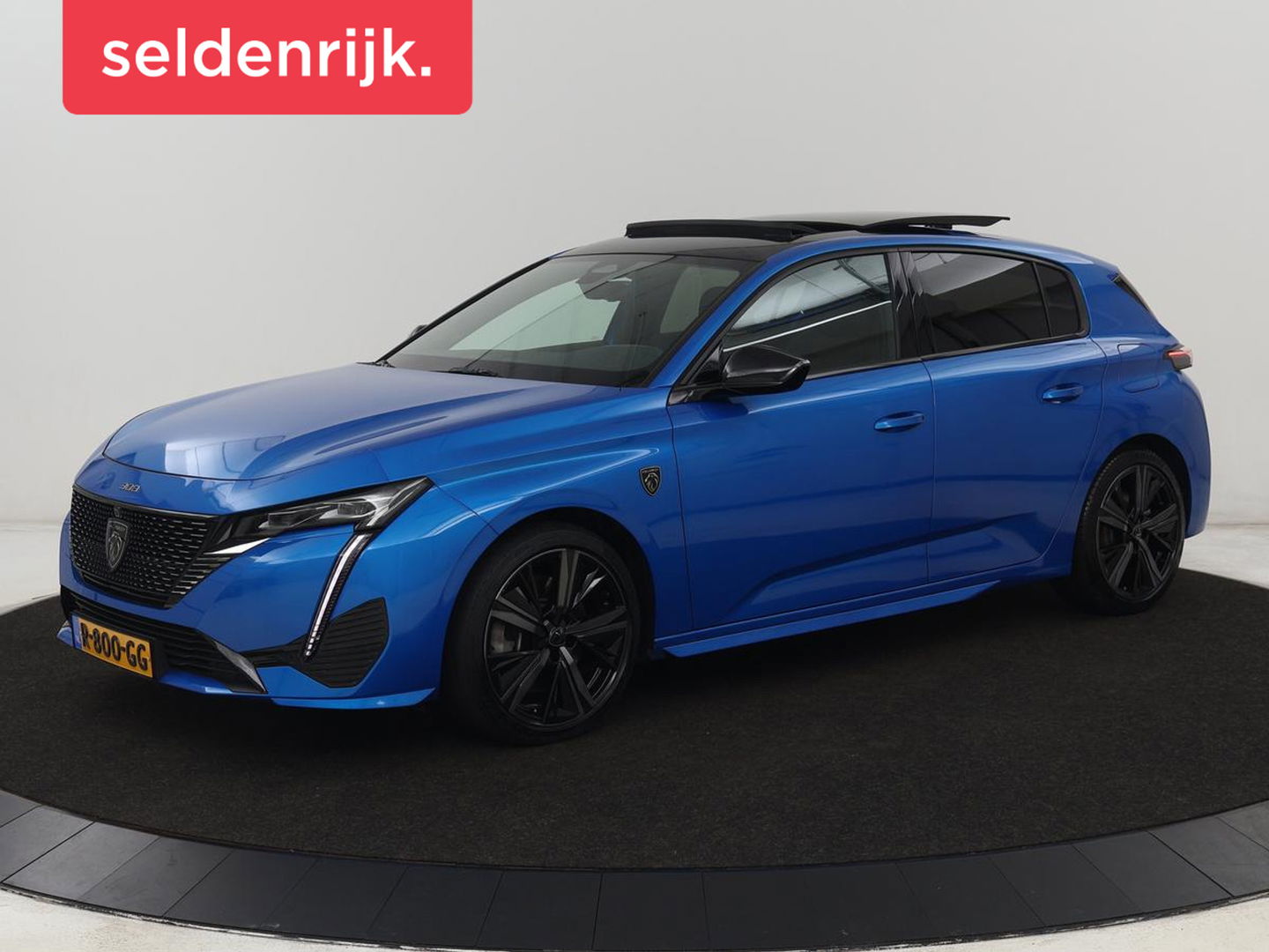 Peugeot 308 1.6 PHEV 225 GT | Panoramadak | Stoelverwarming | 360 Camera | Focal Sound | Adaptive cruise | Matrix LED | Keyless | Carplay | Navigatie | Leder/Alcantara | Dodehoek detectie | Plug In