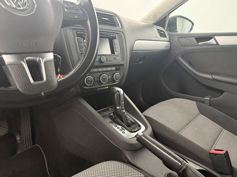 Volkswagen Jetta 1.4 TSI Hybrid Highline | Clima | Cruise | Navigatie | Parkeersens. | NAP | EXPORT