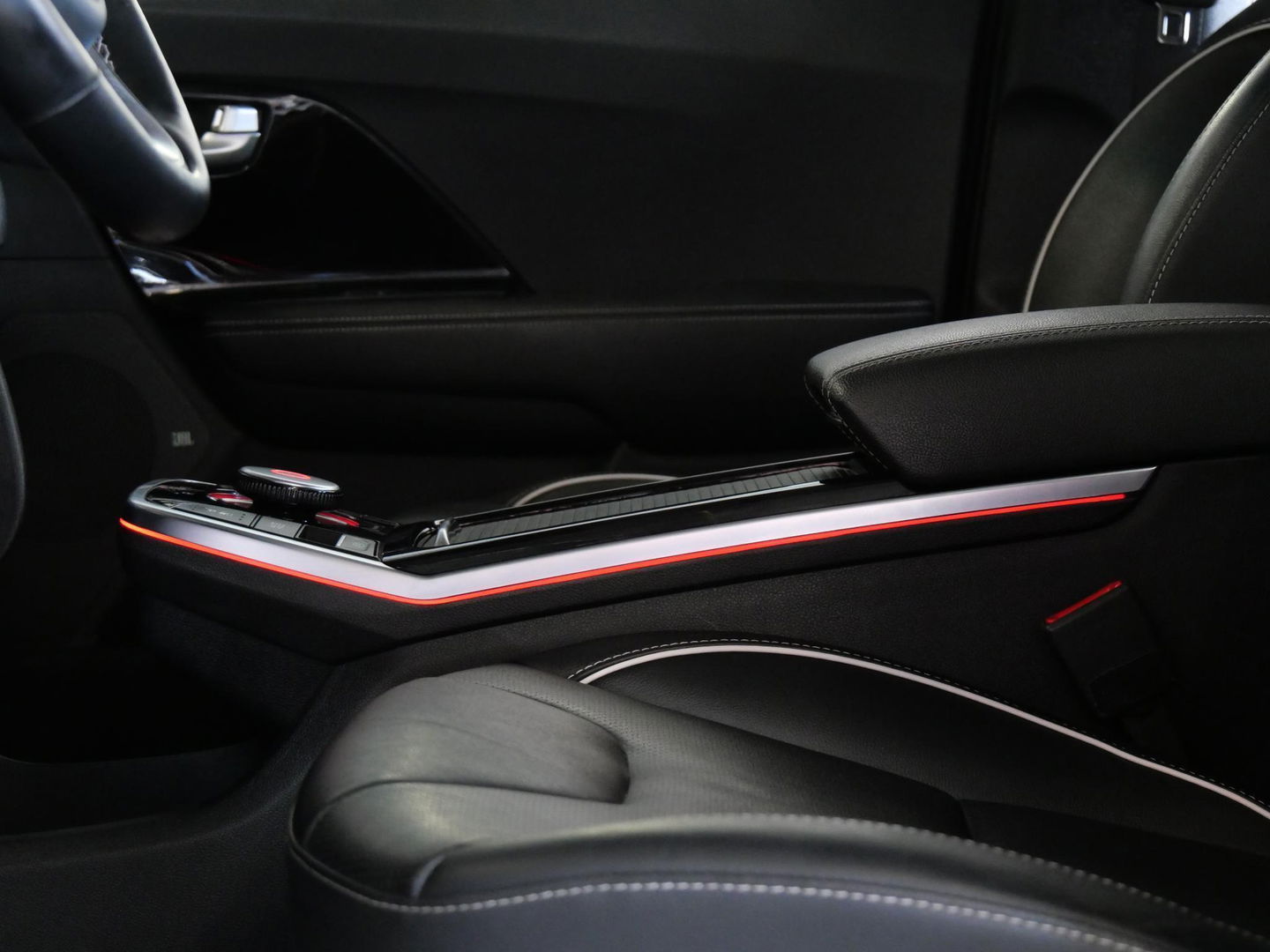 Kia e-Niro 64kWh/ 3-FASE/ SOH 100%/ EXECUTIVELINE/ TREKHAAK