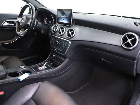 Mercedes-Benz CLA Shooting Brake AMG 45 4MATIC Pano Leer Memory