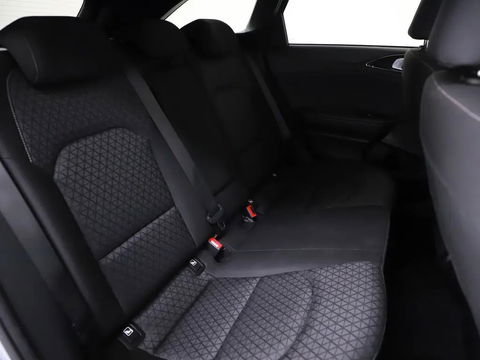 Kia Ceed Sportswagon 1.6 GDI PHEV DynamicPlusLine Pano ACC Camera