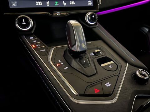 Lynk & Co 01 1.5 Plug-in Black Edition Sfeerver. NAP