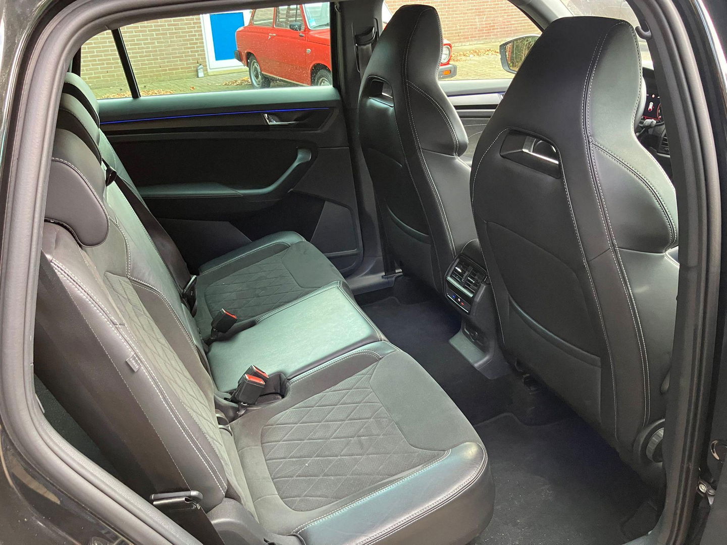 Škoda Kodiaq 1.5 TSI Sportline Business 7p. | TREKHAAK | ADAPTIVE CRUISE | ELEKTR. ACHTERKLEP