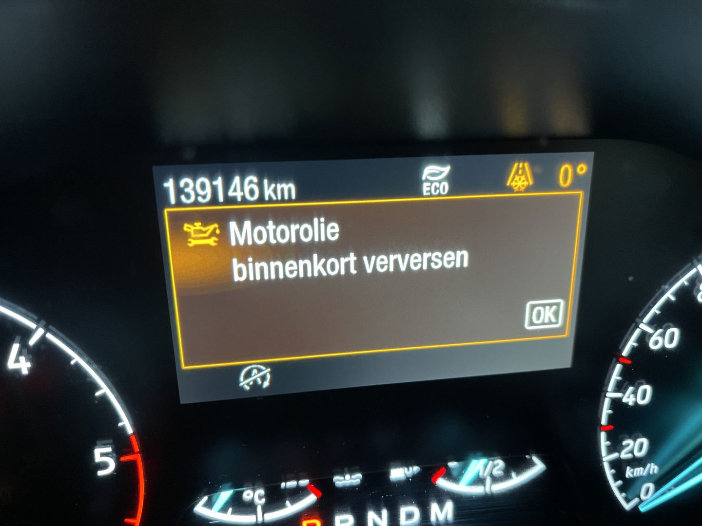 Ford Transit Connect 1.5 EcoBlue L2 Sport automaat / vaste prijs rijklaar € 14.950 ex btw / lease vanaf € 252 / dubbele schuifdeur / blauw metallic / camera / trekhaak / stoelverwarming / euro 6 !