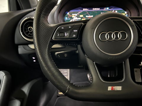 Audi A3 Sportback 35 TFSI 150PK S-Line Black Edition Virtual