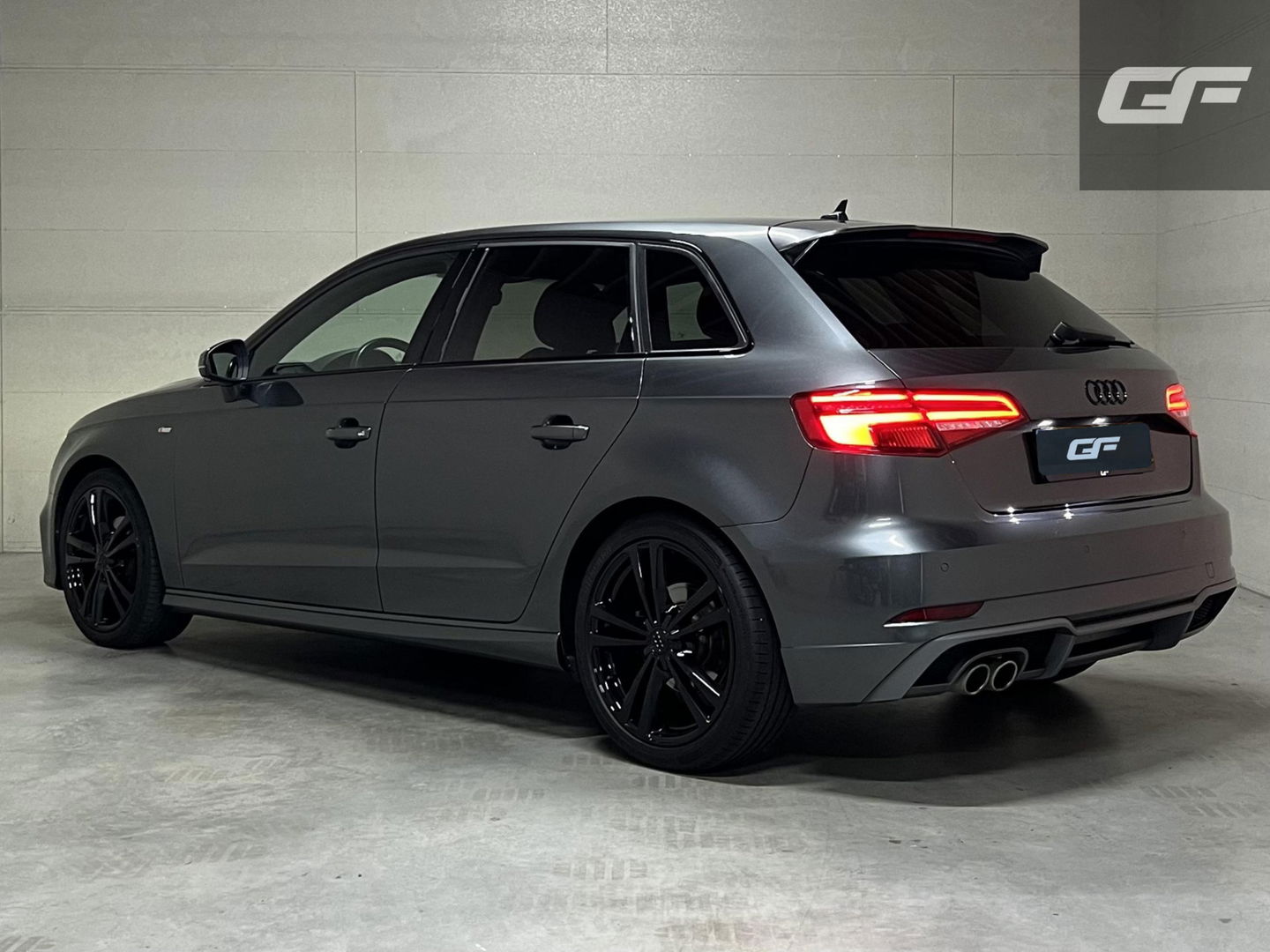 Audi A3 Sportback 35 TFSI 150PK S-Line Black Edition Virtual