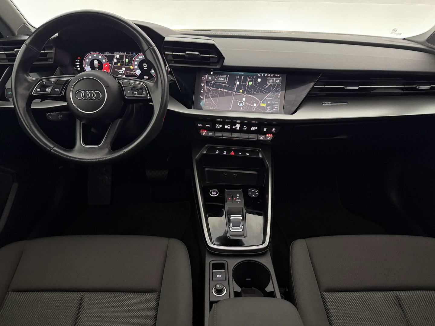 Audi A3 35 TFSI Pro Line | Pano | Virtual | Camera | Carplay | Navi | Stoelverw. | Keyless | NAP
