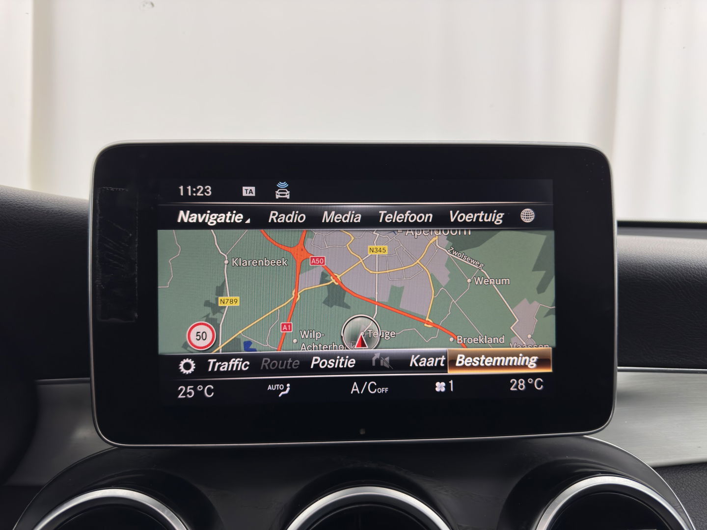 Mercedes-Benz GLC 220d 4MATIC Premium Plus (INCL-BTW) *PANO | LEATHER | FULL-LED | MEMORY-PACK | TOPVIEW | BLINDSPOT | HEATED-COMFORTSEATS | NAVI-FULLMAP | ECC | PDC | CRUISE | SHIFTPADDLES | TOWBAR | 18''ALU*