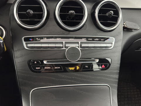 Mercedes-Benz GLC 220d 4MATIC Premium Plus (INCL-BTW) *PANO | LEATHER | FULL-LED | MEMORY-PACK | TOPVIEW | BLINDSPOT | HEATED-COMFORTSEATS | NAVI-FULLMAP | ECC | PDC | CRUISE | SHIFTPADDLES | TOWBAR | 18''ALU*