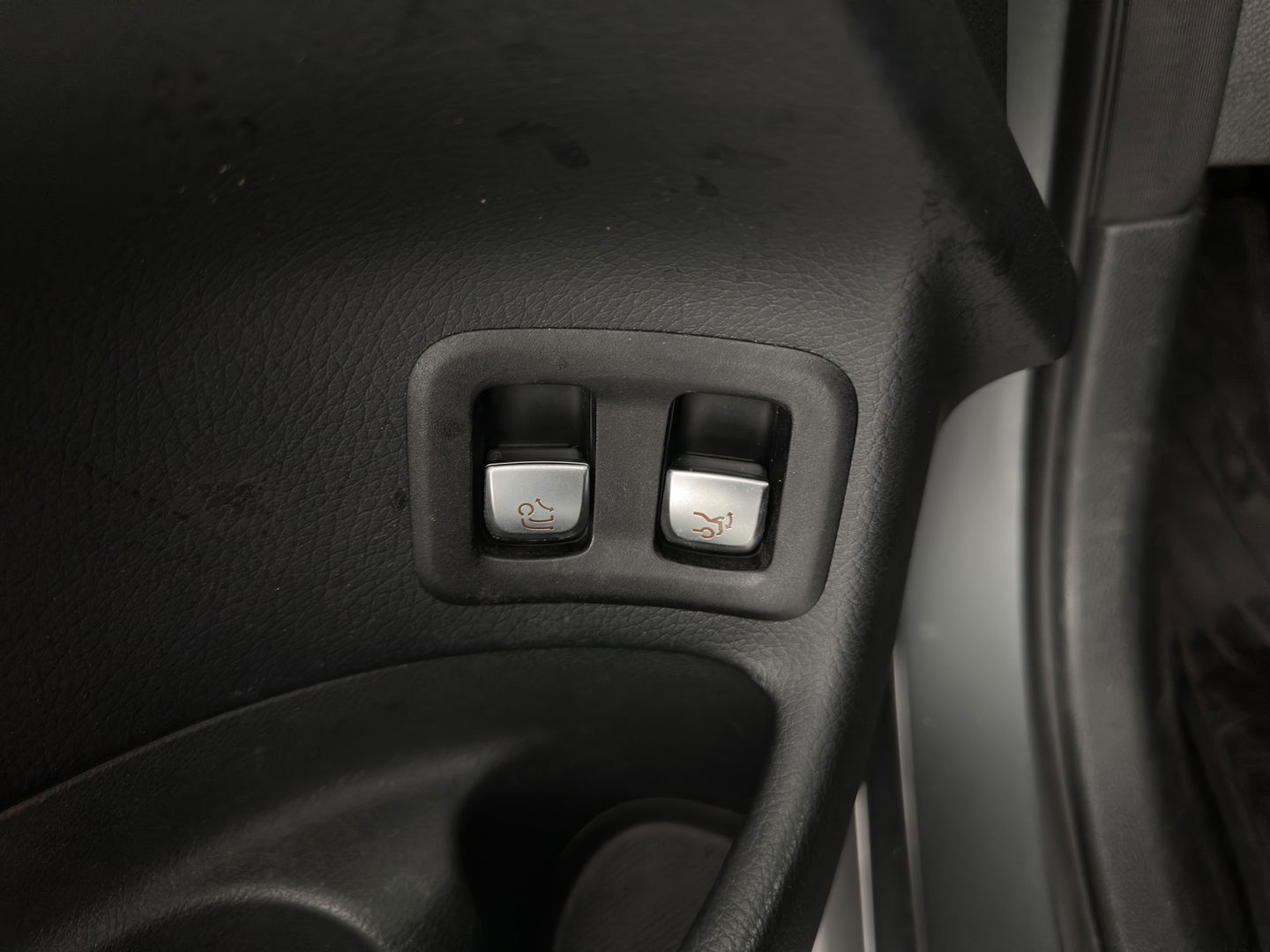 Mercedes-Benz GLC 220d 4MATIC Premium Plus (INCL-BTW) *PANO | LEATHER | FULL-LED | MEMORY-PACK | TOPVIEW | BLINDSPOT | HEATED-COMFORTSEATS | NAVI-FULLMAP | ECC | PDC | CRUISE | SHIFTPADDLES | TOWBAR | 18''ALU*