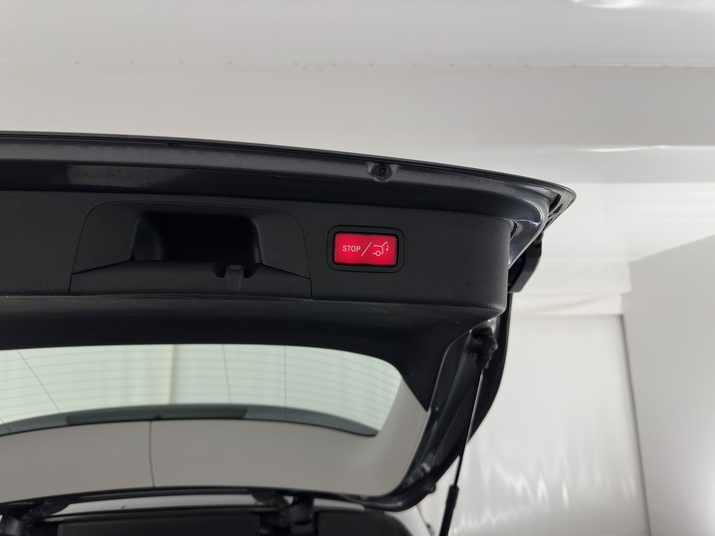 Mercedes-Benz GLC 220d 4MATIC Premium Plus (INCL-BTW) *PANO | LEATHER | FULL-LED | MEMORY-PACK | TOPVIEW | BLINDSPOT | HEATED-COMFORTSEATS | NAVI-FULLMAP | ECC | PDC | CRUISE | SHIFTPADDLES | TOWBAR | 18''ALU*