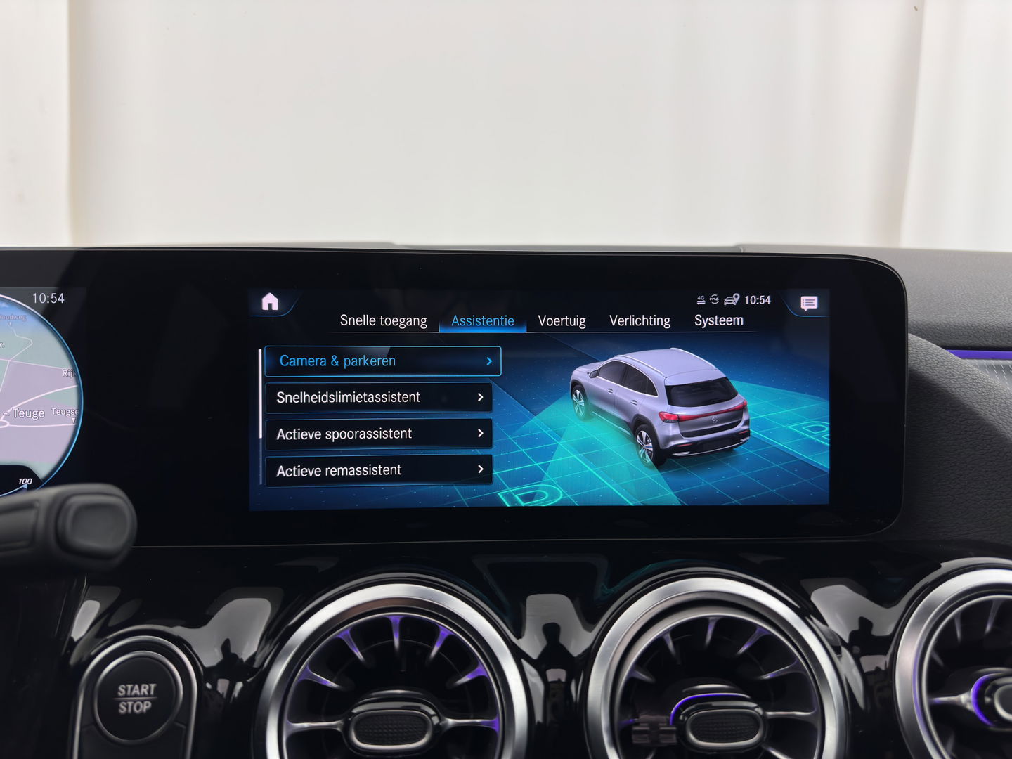 Mercedes-Benz EQA 250 Business Solution Luxury 67 kWh [ 3-Fase ] (SOH-94%) (INCL-BTW) *PANO | LEATHER | WIDESCREEN-COCKPIT | FULL-LED | BLINDSPOT | AMBIENT-LIGHT | CAMERA | NAVI-FULLMAP | DAB+ | COMFORT-SEATS | ECC | SHIFTPADDLES | CRUISE | HEATED-SEATS | ...