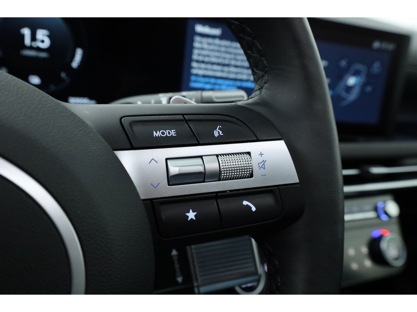 Hyundai Tucson 1.6 T-GDI PHEV 4WD | MY2025 | Pano | HUD | Krell Audio | 360cam | Stoelventilatie | Stoel-Stuurverw.